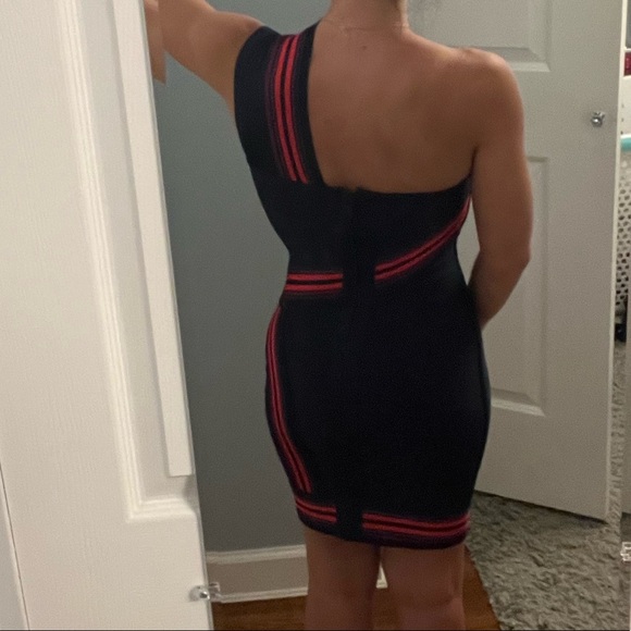 One Shoulder Navy & Red Stripe Bandage Dress - Picture 3 of 7